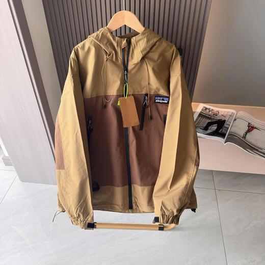 F022740户外机能徒步登山冲锋衣情侣夹克外套 商品图5