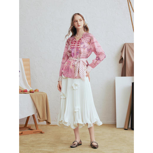 两三事茉莉花道2026春季新款甜美立体花朵木耳边裙摆百褶裙半身裙 商品图3