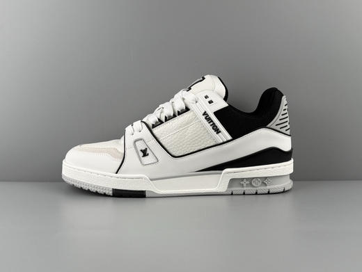 春季特惠💰720 LV鞋子 男女同款 代购品质 私人订单 驴家 Trainer 新版本 商品图0