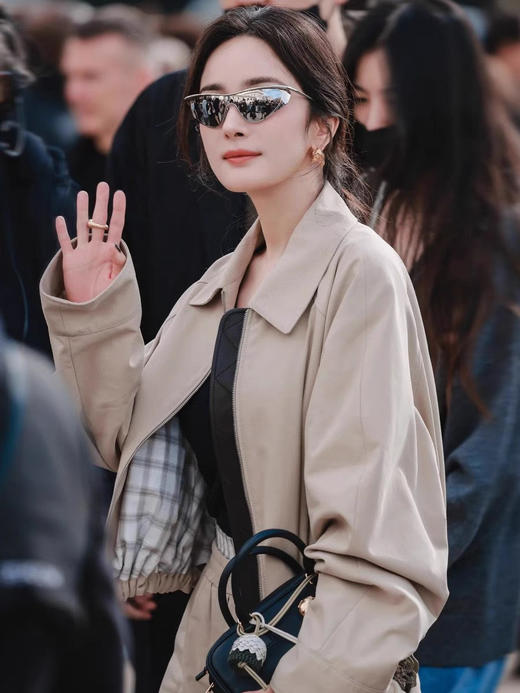 Loewe摩卡色系的夹克外套 商品图5