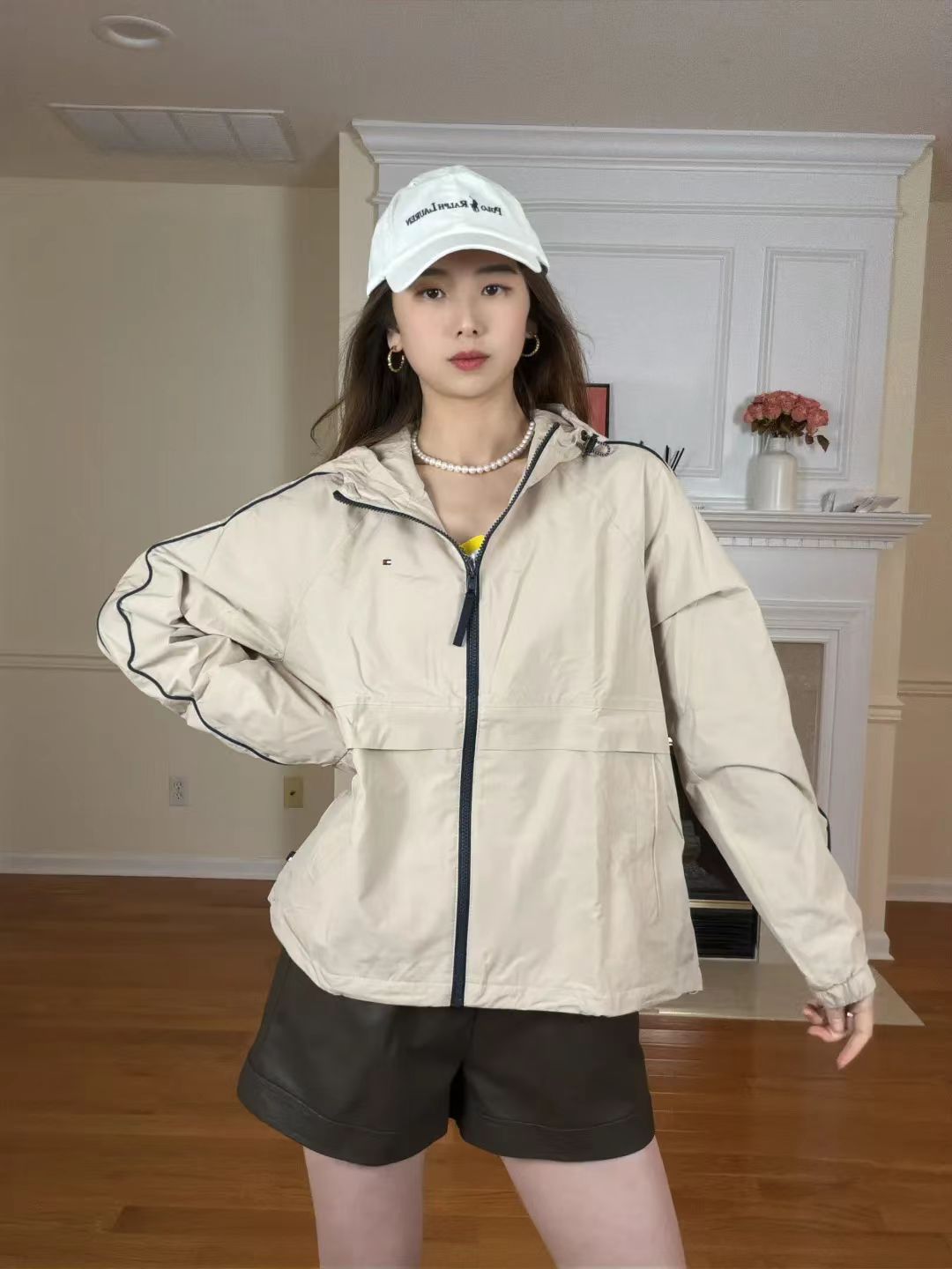 到手价248元 Tommy新款女士防风冲锋衣 黄色，卡其色，蓝色可选 美国代购，无中文标签，介意慎拍