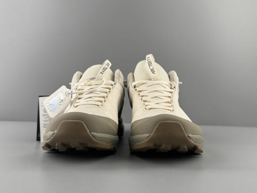 春季特惠💰490 Arcteryx 始祖鸟 Aerios FL 2 Mid Gtx 涤纶TPU 覆盖防水 耐磨防水透气包裹性支撑 中帮 徒步鞋 商品图5