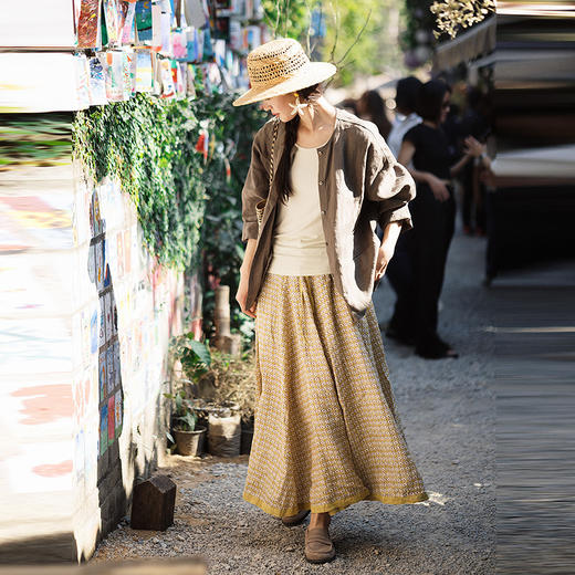 绽放131-127朵/亚麻印花圆领半开襟长袖衬衫女新款大摆拼色半身裙 商品图1