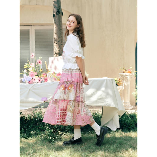 两三事 朝花未拾 2026春季新款森女风印花布拼接不对称高腰半身裙 商品图2