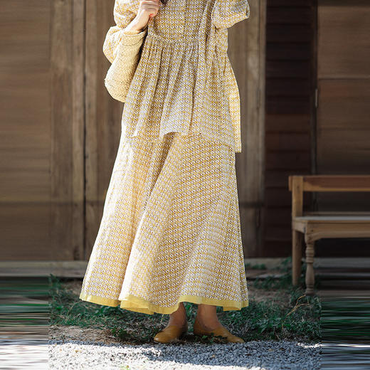 绽放131-127朵/亚麻印花圆领半开襟长袖衬衫女新款大摆拼色半身裙 商品图3