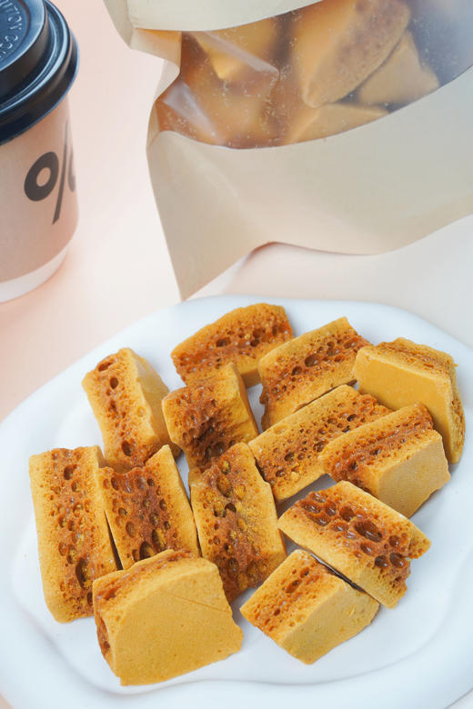 🔥手工蜂窝糖🍬咖啡搭子☕ +酥脆焦香！ 💰19.9到手一大袋250g【蜂窝糖】，咖啡调味、日常解馋全拿捏🍭✅手工熬制的蜂窝糖🤤气孔分明立体！ 商品图2