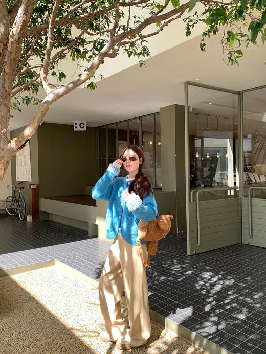 <曾小咸推荐>3.2现货秒杀！微信超特价！ 韩系宽松纽扣毛衣 日常189.99 立90 秒杀99.99！卡其色高腰直筒裤 秒杀129.99！ 商品图7