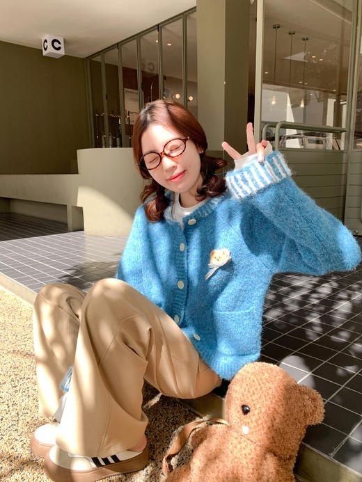 <曾小咸推荐>3.2现货秒杀！微信超特价！ 韩系宽松纽扣毛衣 日常189.99 立90 秒杀99.99！卡其色高腰直筒裤 秒杀129.99！ 商品图12