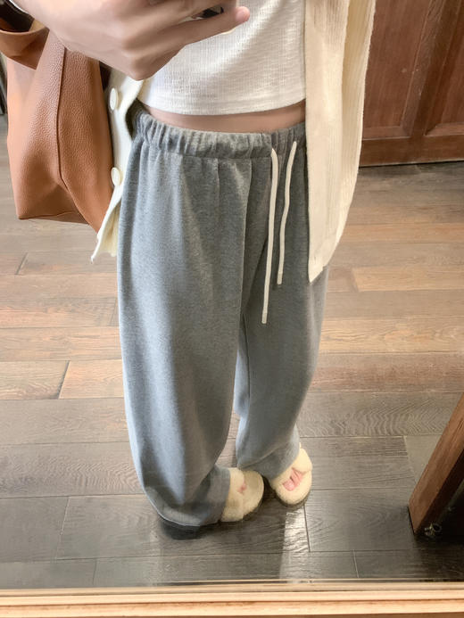 <曾小咸推荐>3.2现货秒杀！微信超特价！抽绳直筒休闲裤（加绒） 日常169.99 立减90 秒杀79.99！水蓝色加绒卫衣 秒杀89.99！！假两件针织衫 秒杀79.99！！ 商品图7