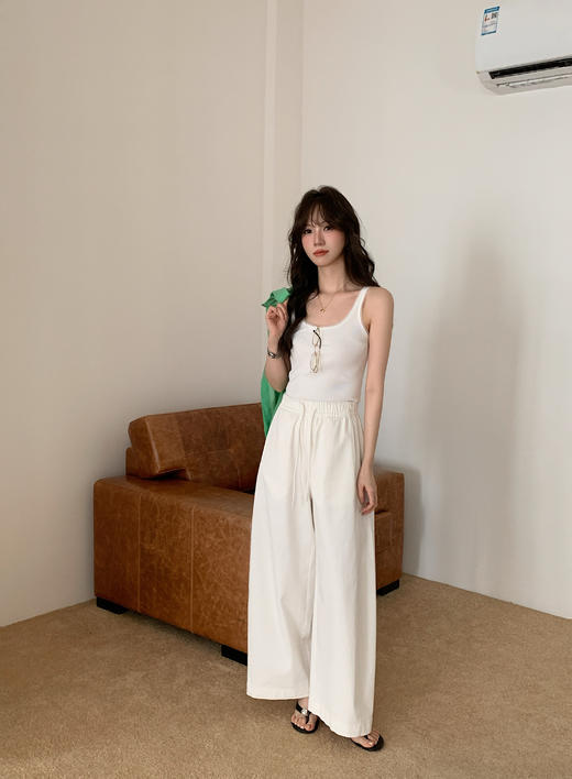 【多妈团购 汀蓝白牛随心裤 腿粗闭眼拍（预售10天发）】开春穿太合适了！九分裤长，清爽不拖沓，懒人抽绳松紧腰头设计，颜色自然又温柔，遮肉效果绝了-连横 商品图7