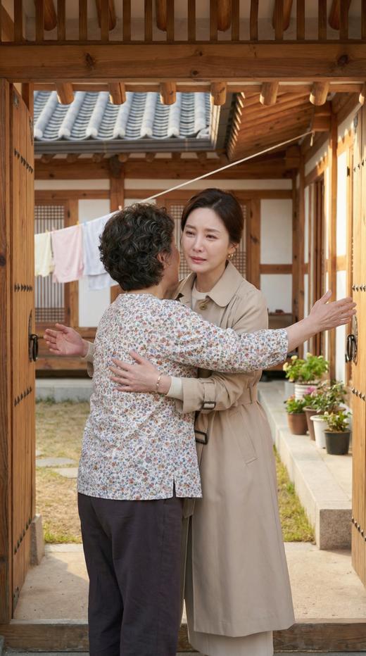 翻领肩碎褶显瘦单层风衣 商品图2