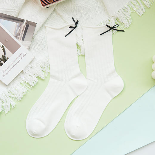 【59元3双】女士时尚卷边中长筒薄袜蝴蝶结女袜【2612503】 商品图0