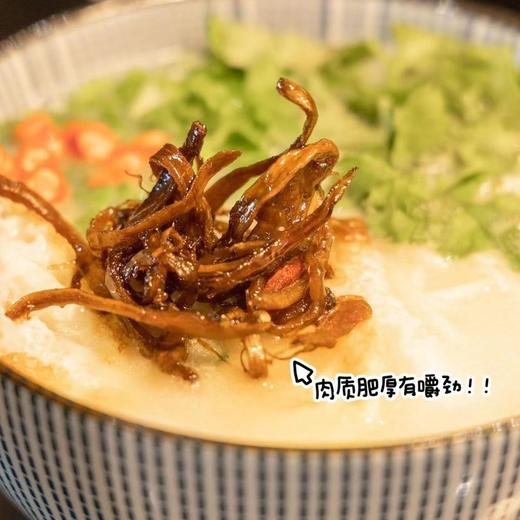 【油淋鸡枞菌】鲜到空口炫的拌饭酱❗云南大山里的美味，比肉还香，拌饭能炫三大碗！鸡枞丝不仅不硬不柴，而且鲜中带甜，吃到后面还会有一丝回甘~慢慢感受鸡枞丝鲜、香、嫩，菌香浓郁，越嚼越香 商品图4