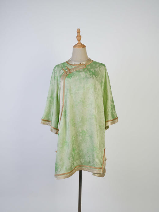 B251561上衣 商品图2