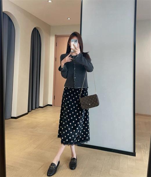 二店y 早春款 ~千金法式喇叭长袖小香风针织开衫+无袖吊带上衣两件套 商品图12