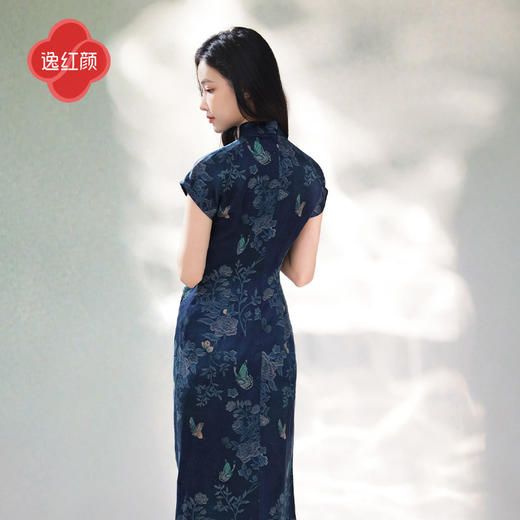 逸红颜《萱柔》2026夏新款蝴蝶牡丹全真丝红云纱抽褶鱼尾旗袍裙女 商品图3