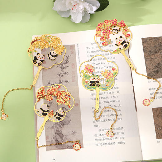 「9.9到手！数款可选」中国风金属书签卡通熊猫彩印蚀刻电镀黄铜铁书签学生礼送老师礼物 商品图1