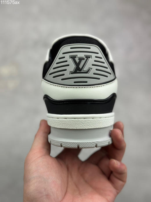 春季特惠💰720 LV 纯原版本 # 驴家 Trainer 低帮休闲板鞋 商品图7