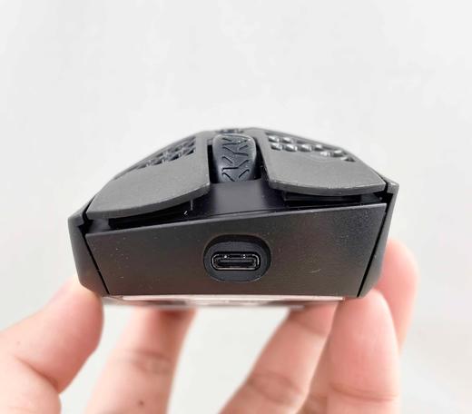 【 二手/很新 】赛睿 Aerox 9电竞游戏三模鼠标 商品图2