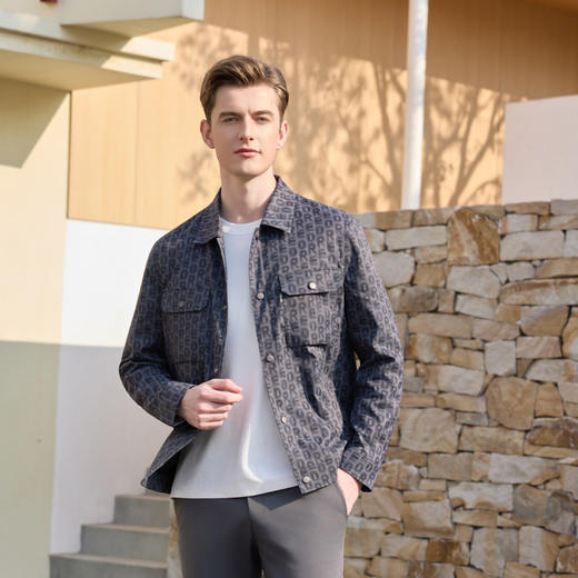 半身缘男装 春季休闲舒适字母印花经典翻领夹克261112M01310221 商品图3