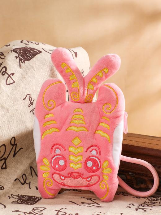 如虎添亿毛绒随身包 商品图1