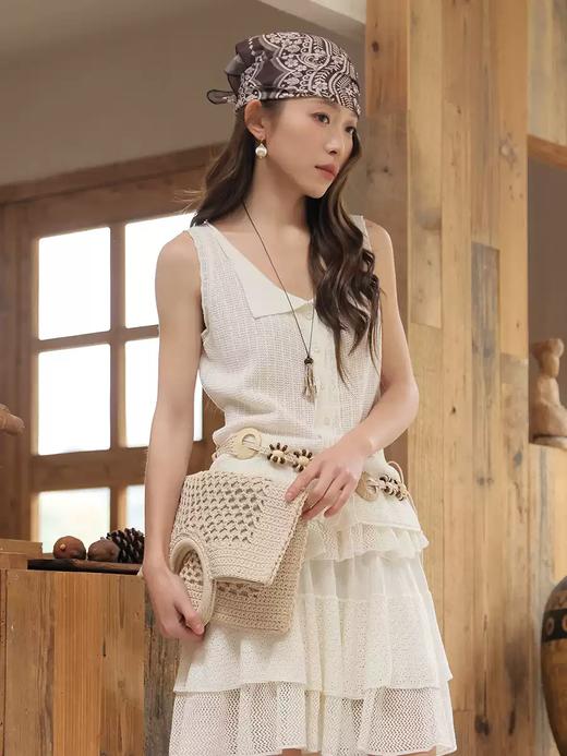 【门店同款】ENJOY春季“序光之旅”钩花小翻领针织马夹 169443801 商品图2