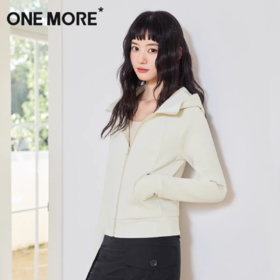 经典显瘦运动连帽拉链外套上身立竿见影显瘦