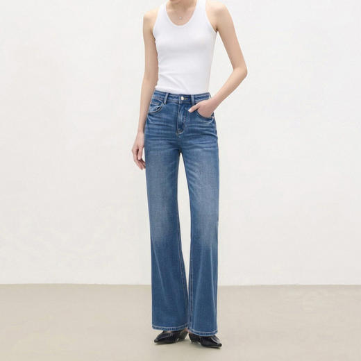 「自」全新升级【铂金会员201/天猫269/差价68】(02843)洛诗琳四面弹超模裤2026春季新款显瘦高腰直筒微喇牛仔裤女 商品图0