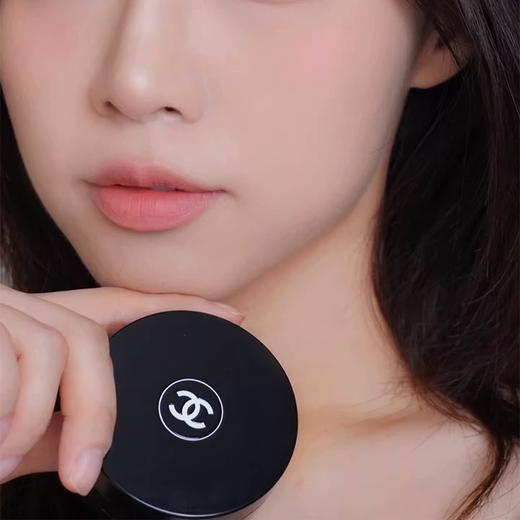 CHANEL 香奈儿 轻盈散粉便携装6g 新版 香港直邮 商品图4