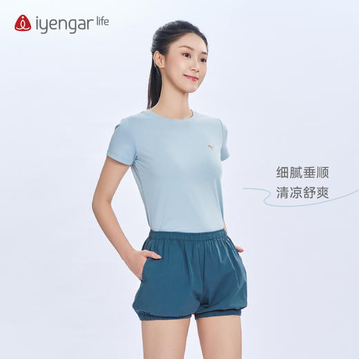 艾扬格 life C1216瑜伽船式女装T恤短袖 柔软舒爽面料 原创手绘设计 Paripuna Navasana船式的"V"形平衡,淬炼身体 商品图1