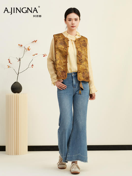 【百蝶图苏绣】阿菁娜冬季新款蝶影迎春新中式马甲百蝶图苏绣灵感柔雾粉提花F30D203036 商品图3