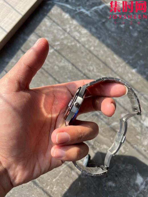 ZF爱彼AP皇家橡树系列 表径39MM的16202XT "JUMBO"超薄腕表 超轻钛壳钛金属 烟熏红面 渐变红 男士腕表 小手腕福音 商品图2