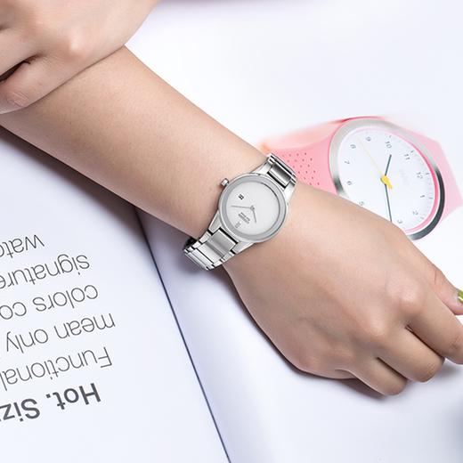 西铁城光动能不锈钢防水日历时尚女表GA1050-51A 商品图1