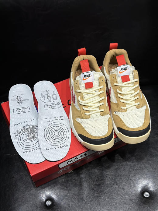春季特惠💰430 Tom Sachs x Craft Mars Yard 2.0 联名宇航员 神游太空 百搭休闲运动透气慢跑鞋 商品图1