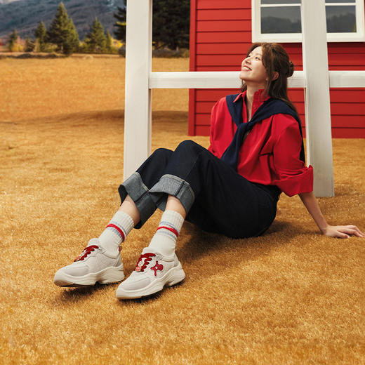 【Pansy盼喜圆头低帮休闲运动女鞋】后跟柔软舒适 保护脚踝 鞋带松紧设计 穿脱方便 商品图2