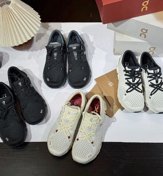 on跑Cloud x4综合训练鞋运动鞋012713 商品图3