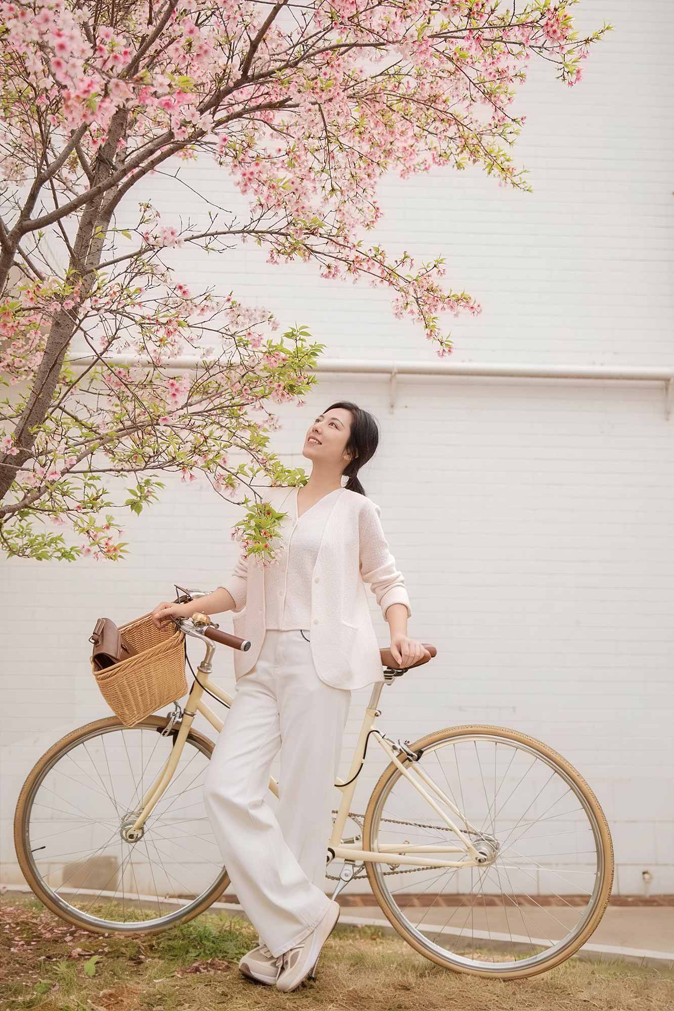 霜籁|优雅V领肌理感羊毛衫两件套