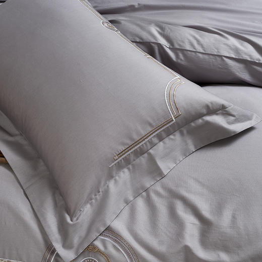 【6楼】富安娜素绣床单四件/自由之境·悦己之旅，咖色，牌牌价2980~3180元，三八爆品活动价999元 商品图3