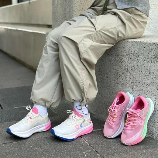 【超模君严选 开学开春焕新💰 ｜开春，一步到位】*音热销榜TOP2爆款❗️❗️ ​想体验“碳板推进感”，不一定需要四位数预算，ONKE 2代&6代德国品牌碳板跑鞋！ 商品图7