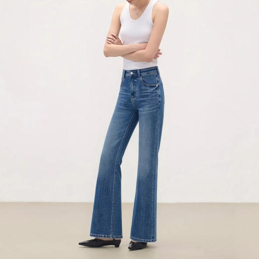 「自」全新升级【铂金会员201/天猫269/差价68】(02843)洛诗琳四面弹超模裤2026春季新款显瘦高腰直筒微喇牛仔裤女 商品图1