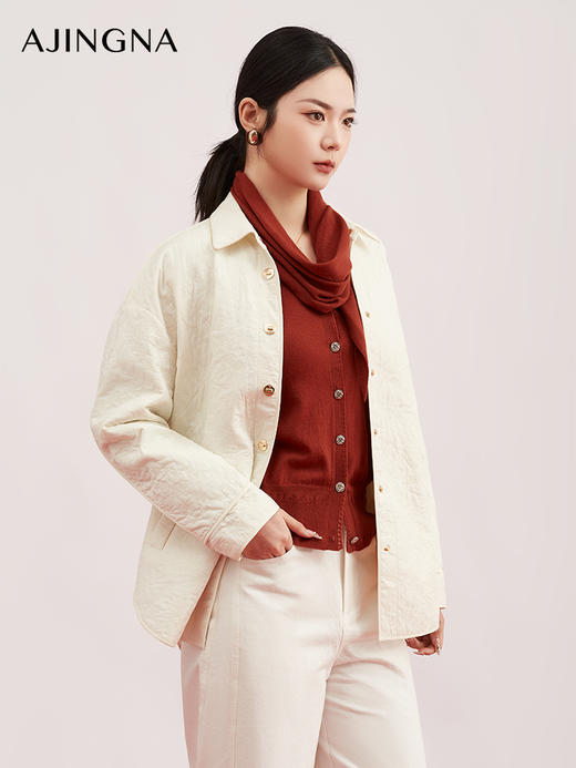 【绗缝外套】阿菁娜春季新款设计感绗缝外套金属浮雕纽扣鲜亮点睛棉服单排扣拉长身形比例A31C115001 商品图2
