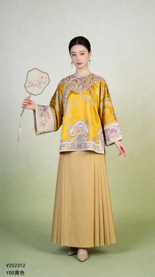 V252312外套 商品图1