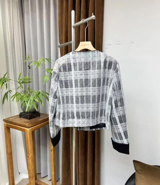 原单小香风蕾丝拼接外套 商品图4