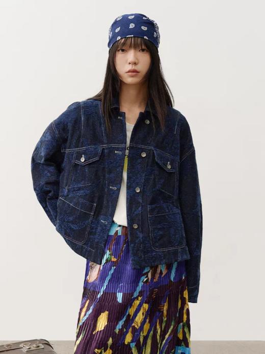 半圆/C66110339/丝绒牛仔提花面料翻领水洗短外套 商品图3