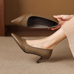 【预售5天】单鞋女士浅口巨好看配裙子复古风新款春季尖头高细跟编织镂空AJ&JL-967