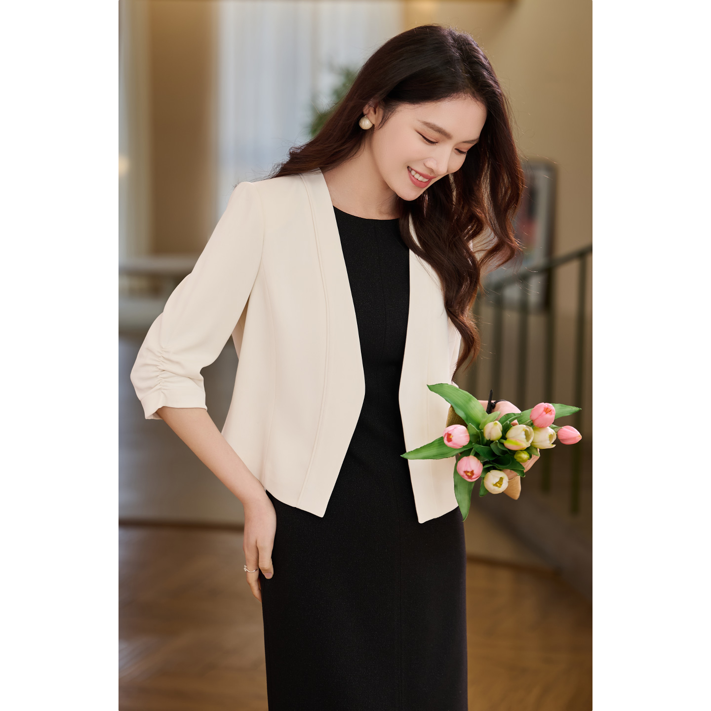 米思阳2026夏季新款气质通勤无领西装七分袖短款修身气质西服外套女2112