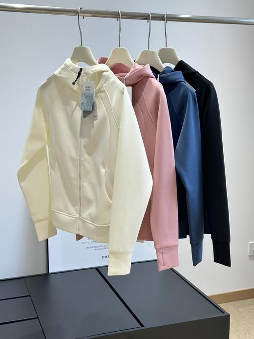 经典显瘦运动连帽拉链外套上身立竿见影显瘦 商品图3