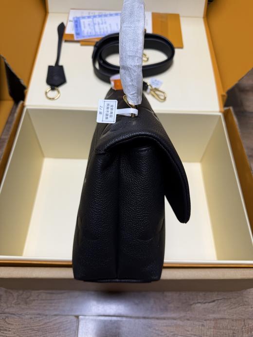 驴家 Madeleine中号手袋压纹皮革 商品图6