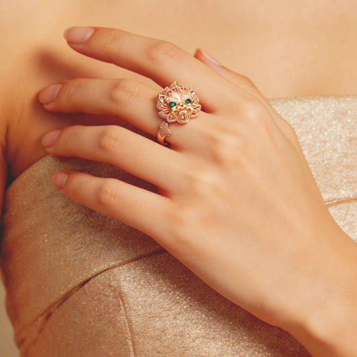 [醒狮系列] 18K玫瑰金镶嵌钻石祖母绿戒指#醒醒 商品图3