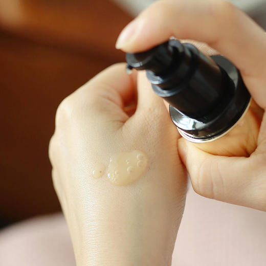 【新升级抗衰女王新套盒单品】高端护肤品系列！包含精华水、精华液、精华乳、日霜、晚霜！ 商品图4